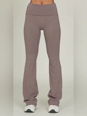 Goldhinge Ash Essential Foldover Flare Pant